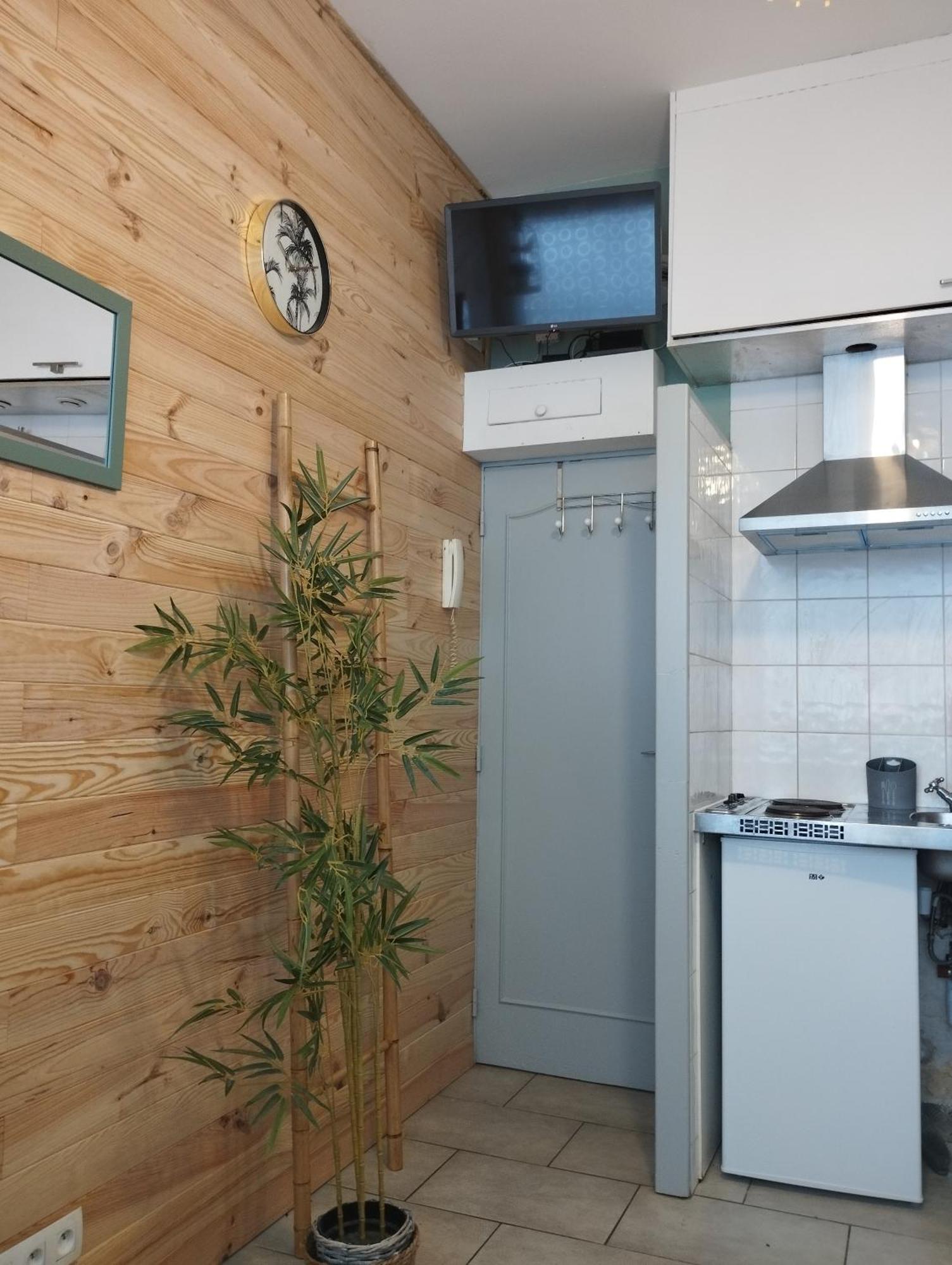 פאו Chambrette Boulevard Des Pyrenees Hypercentre 10M Carre Wc Sur Le Palier, Porte40 מראה חיצוני תמונה
