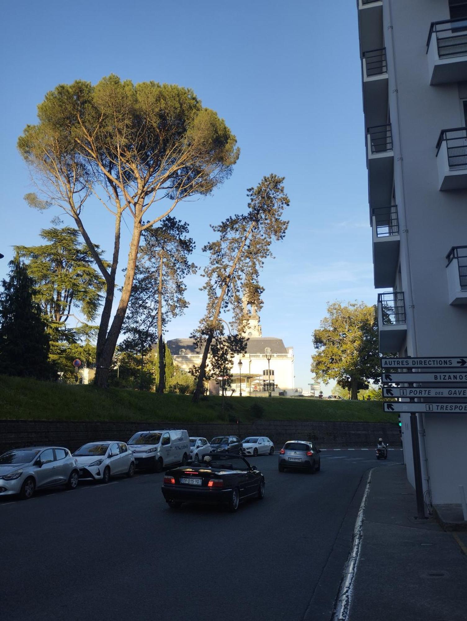 פאו Chambrette Boulevard Des Pyrenees Hypercentre 10M Carre Wc Sur Le Palier, Porte40 מראה חיצוני תמונה
